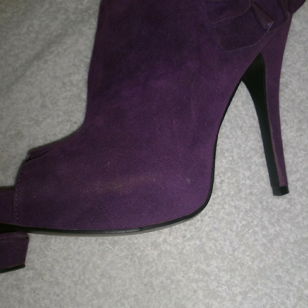 Qupids Purple Suede Booties 6.5